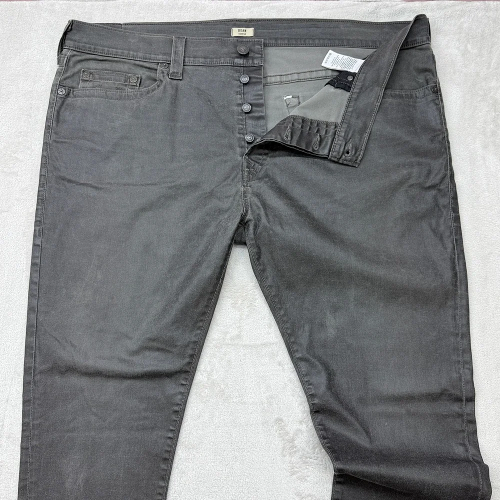 True Religion Dean Tapered Jeans Men 44x34 Grey Button Fly Horseshoe Stretch